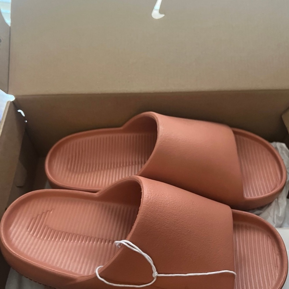 New Nike Calm Slide Sandals